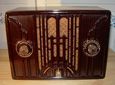 Emerson 19 (brown bakelite)
