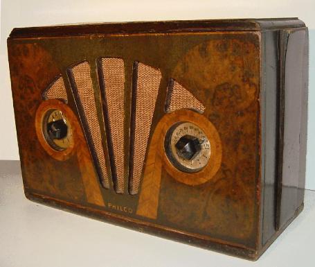 Philco 59S owl-eye Compact Table Radio (1935)