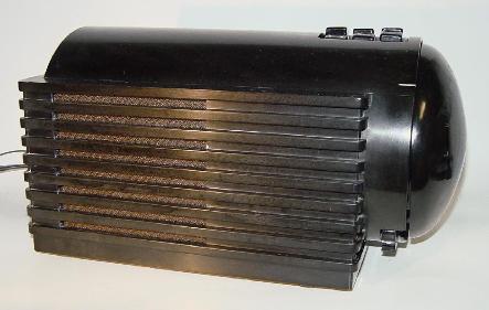 Silvertone Model 6110 Rocket Radio