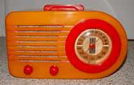 Fada 115 (alabaster with red) Catalin radio (1940)