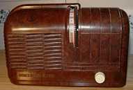 GE H-500 (H500) Bakelite Table Radio (circa 1939)