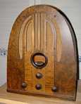 Philco 37-60B Cathedral Radio (model 60B, style 5), 1937