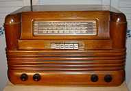 Philco 42-350T Table Radio (1942)