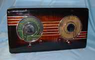 Wilcox Gay A27 Table Radio (1937)