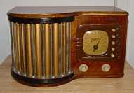 Zenith 5-R-317 (5R317) 'Glass Rod' Table Radio (1939)