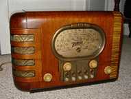 Zenith 5-S-319 (5S319) Table Radio (1939)