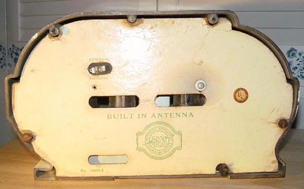 Belmont 6D111 Ivory-Painted Bakelite Table Radio Rear View (1946)