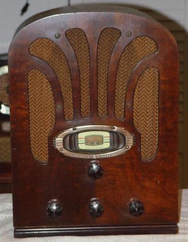 GE A-52 Tombstone Radio (1936)