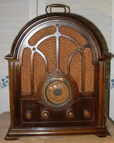 GE K-64 Cathedral Radio (1933)