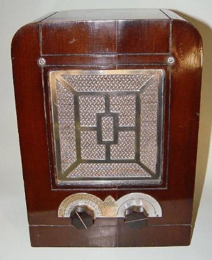 Majestic (Grigsby-Grunow) Model 44B Tube Radio (1933)
