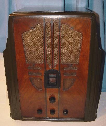 Philco Model 118B Tombstone Radio (1935)