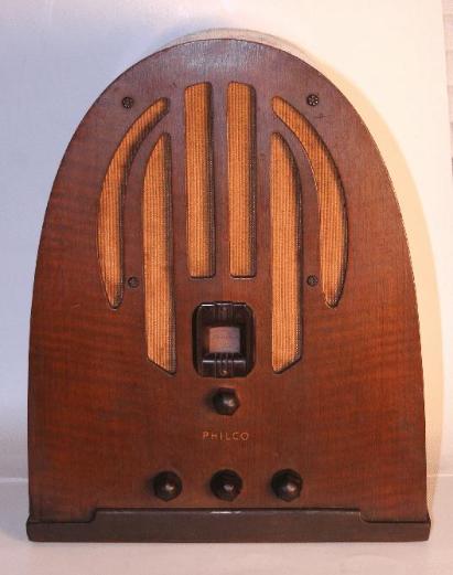 Philco 60B Cathedral Radio (fourth version)