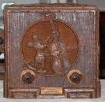Emerson 411 Mickey Mouse (repwood) Compact Table Radio (1936)