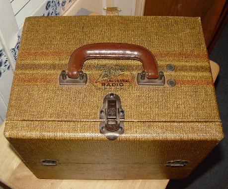 Zenith 5-G-401 Portable 'Luggage Style' Tube Radio (1940)