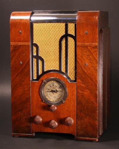 Zenith 809 Chrome-Grille Radio (1934/35)